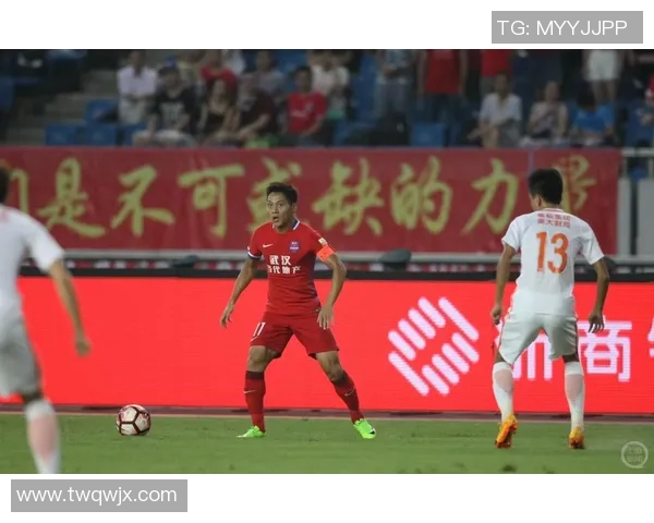 重庆足球队的战术演变与球员转型深度解析